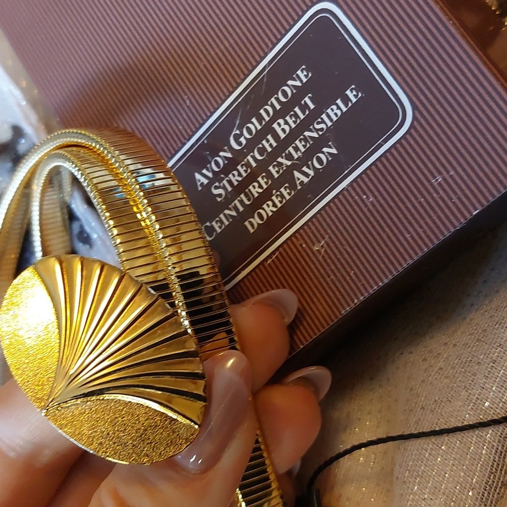 NIB Avon Vintage Goldtone Skinny Stretch Belt Metal